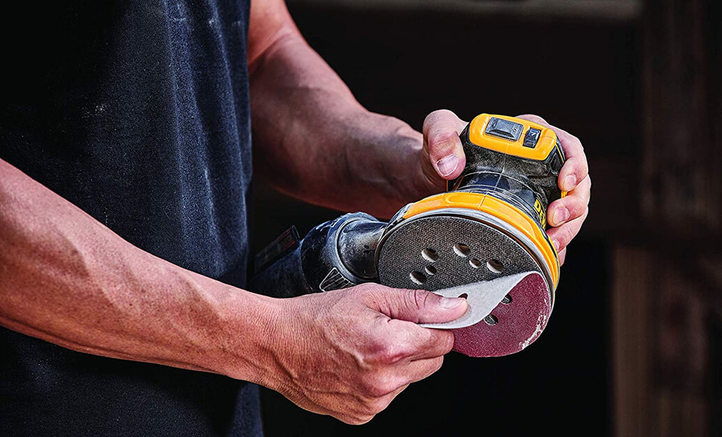 Dewalt DCV210 akkumulátoros csiszológép